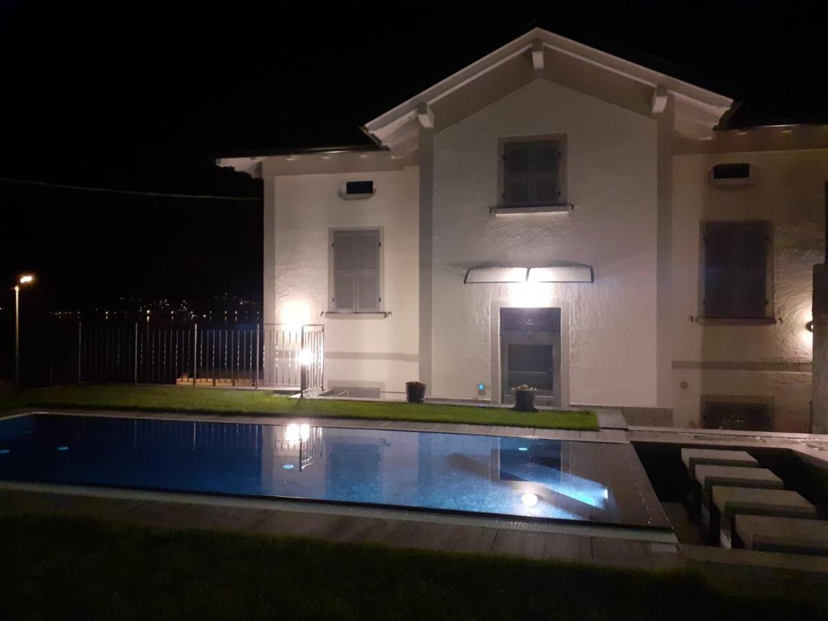 Lescen White Residence - Swimming Pool Lezzeno Zewnętrze zdjęcie